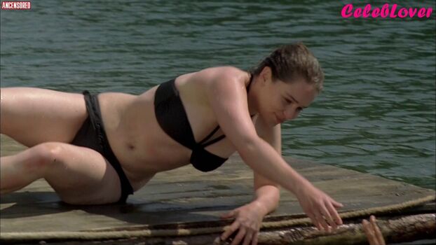Full leaked Emilia clarke page private photo