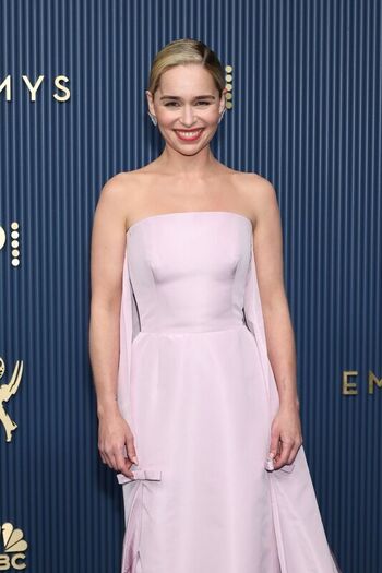 Full leaked Emilia clarke page private photo