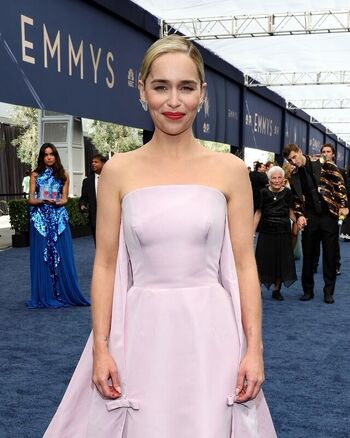 Full leaked Emilia clarke page private photo