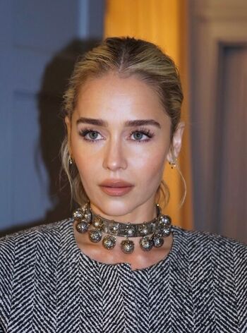 Full leaked Emilia clarke page private photo