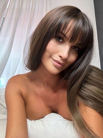 Full leaked Emilia mason private photo