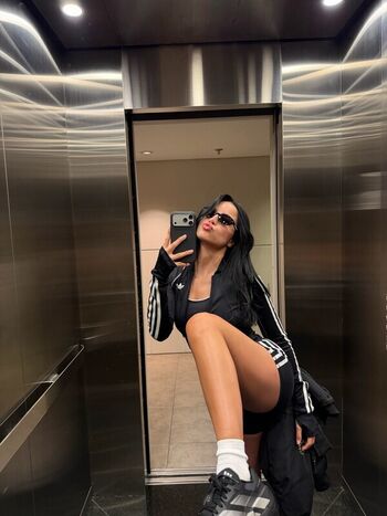 Full leaked Emilia mernes private photo