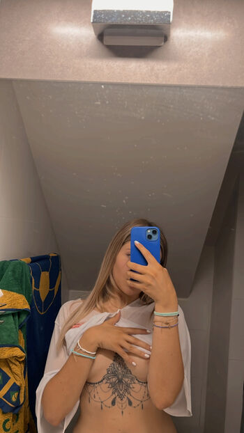 Full leaked Emiliavssr private photo