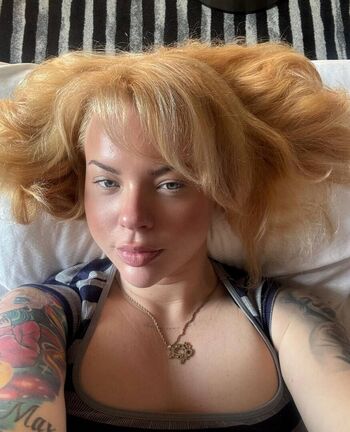 Full leaked Emilie brooklyn private photo