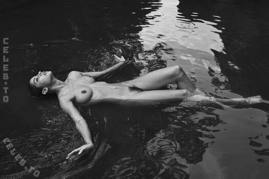 Full leaked Emilie payet private photo