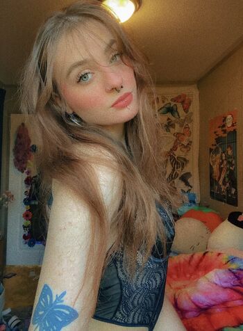 Full leaked Emilimone page private photo
