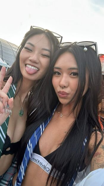 Full leaked Emilina xinh lina xinh private onlyfans photo