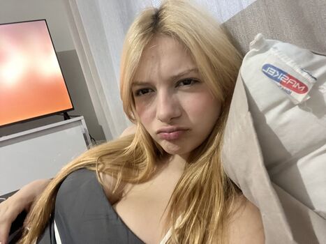 Full leaked Emilly pimentel private photo