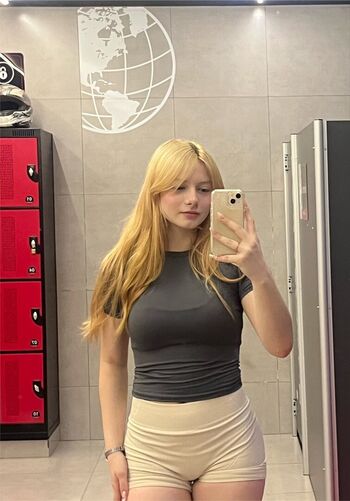 Full leaked Emilly pimentel private photo
