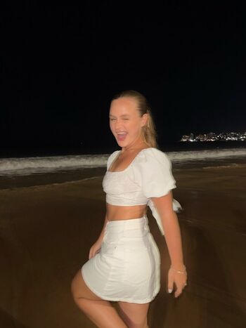 Full leaked Emilly schellmann page private photo