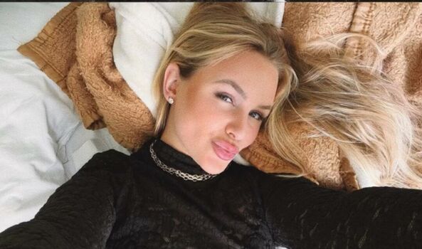 Full leaked Emilly schellmann page private photo