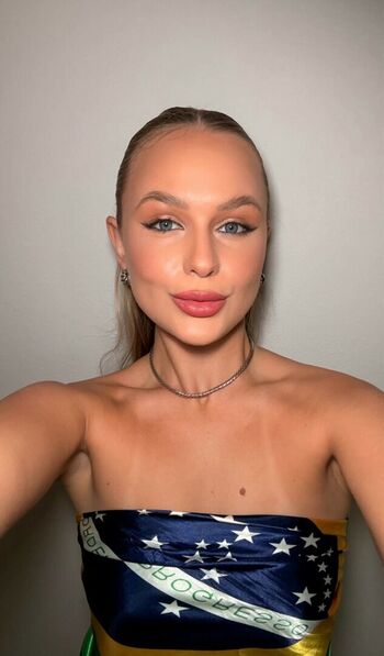 Full leaked Emilly schellmann page private photo