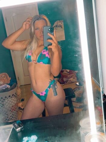 Full leaked Emily  v private photo