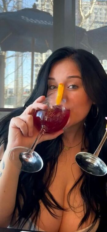 Full leaked Emily b private onlyfans photo