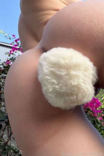 Full leaked Emily bloom  page private onlyfans photo