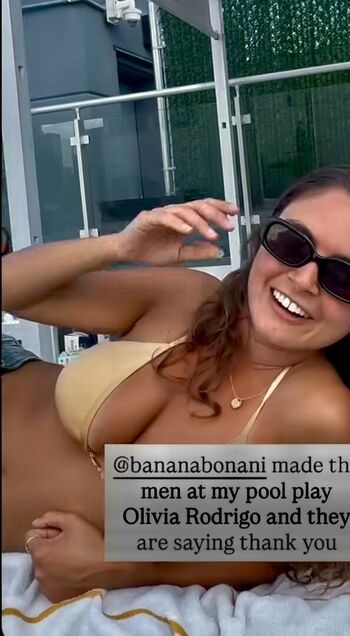 Full leaked Emily bonani private photo