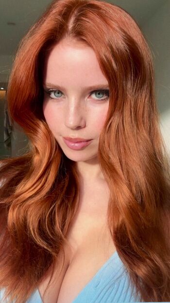 Full leaked Emily deyt aysage  page private onlyfans photo