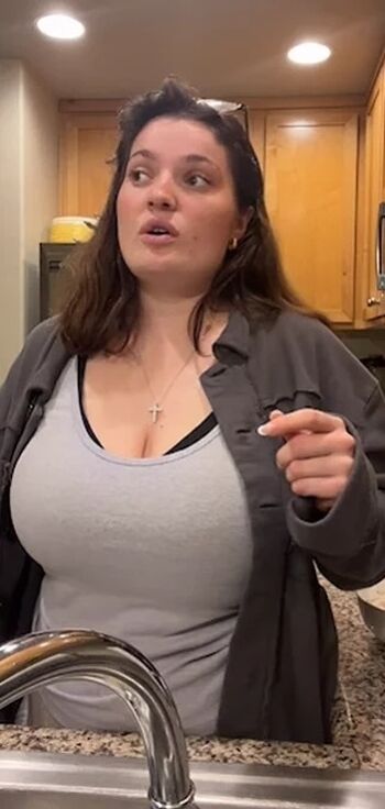 Full leaked Emily egan private onlyfans photo