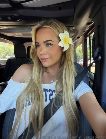Full leaked Emily elizabth  page private onlyfans photo