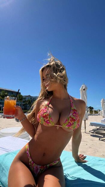 Full leaked Emily elizabeth  page private onlyfans photo