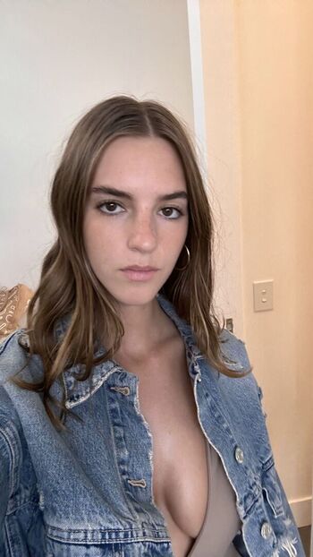 Full leaked Emily feld page private photo