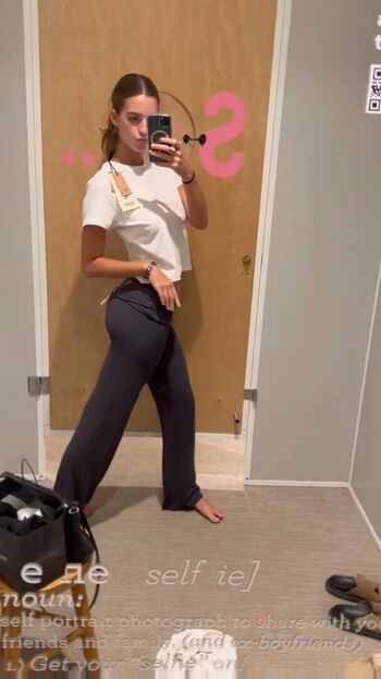 Full leaked Emily feld page private photo