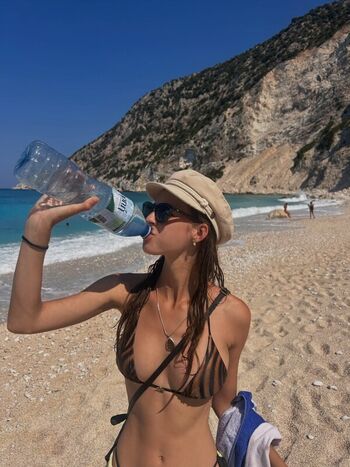Full leaked Emily feld  page private photo