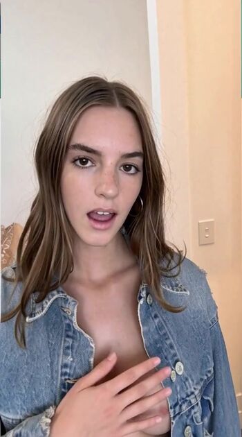 Full leaked Emily feld  page private photo