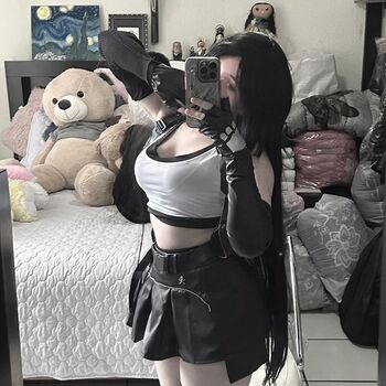 Full leaked Emily gth private photo