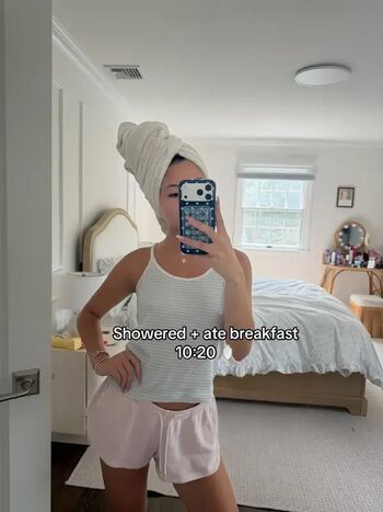 Full leaked Emily ha private photo