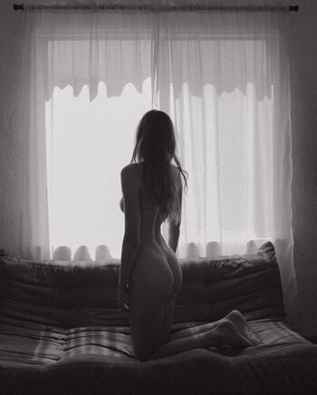 Full leaked Emily hall private photo