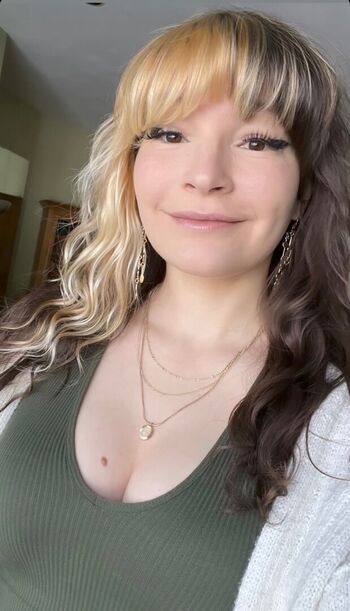 Full leaked Emily hopkins private onlyfans photo