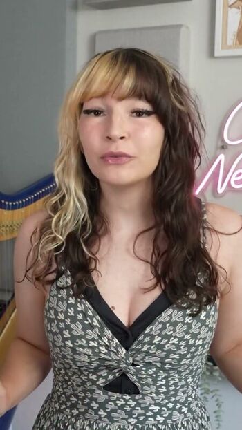 Full leaked Emily hopkins private photo