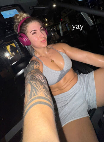 Full leaked Emily joel private photo