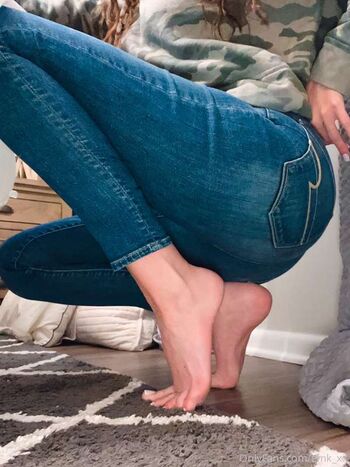 Full leaked Emily k private photo