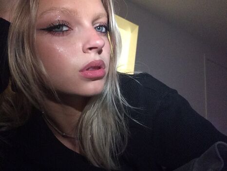 Full leaked Emily kelavos private onlyfans photo