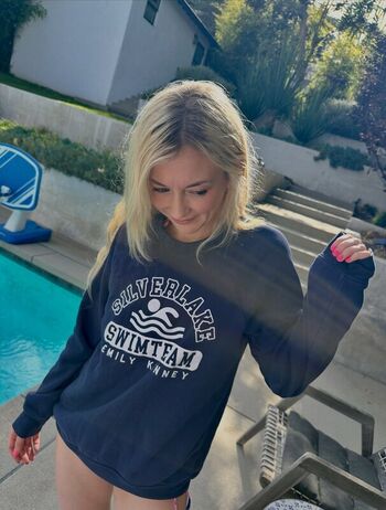 Full leaked Emily kinney private photo