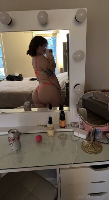 Full leaked Emily lynne page private photo