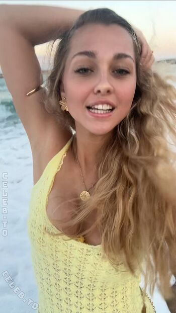 Full leaked Emily maurer page private onlyfans photo