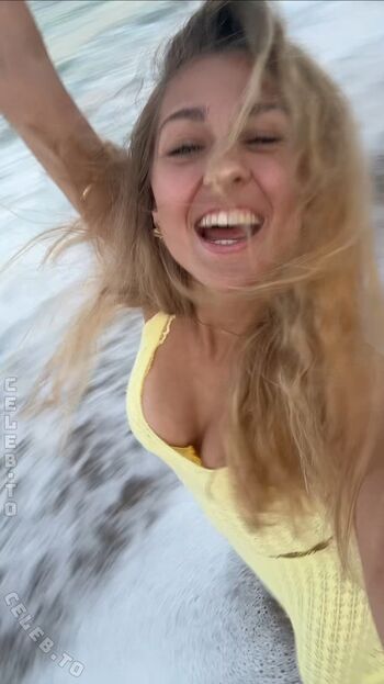 Full leaked Emily maurer page private onlyfans photo