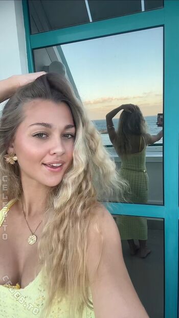 Full leaked Emily maurer private onlyfans photo