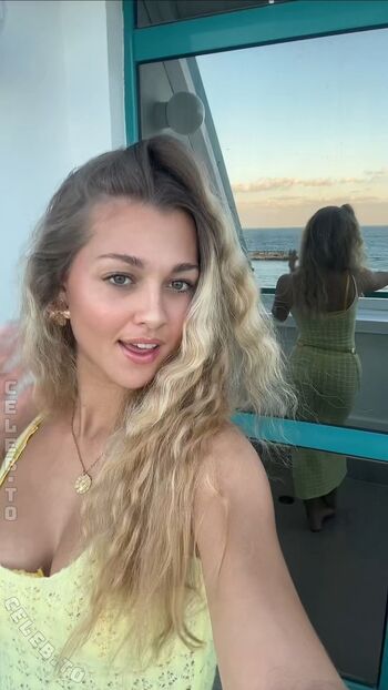 Full leaked Emily maurer private onlyfans photo