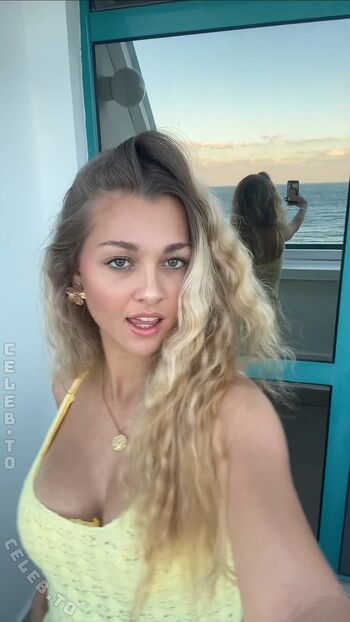 Full leaked Emily maurer private onlyfans photo