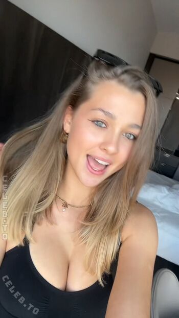 Full leaked Emily maurer private photo