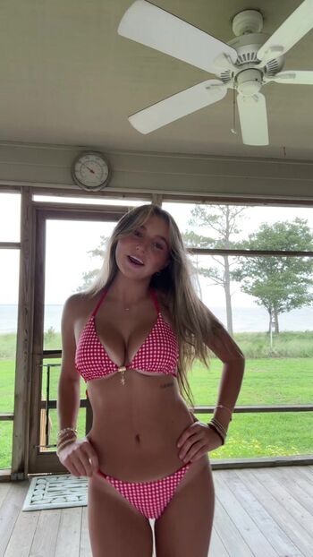 Full leaked Emily newton private photo