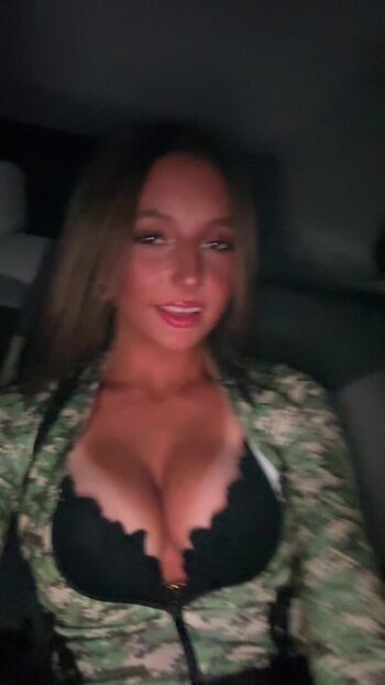 Full leaked Emily newton private photo