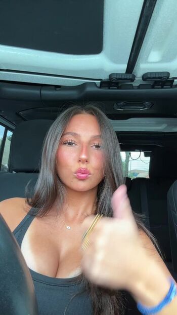 Full leaked Emily newton private photo