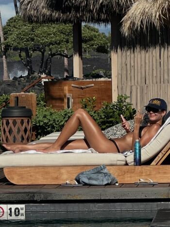 Full leaked Emily oberg private photo