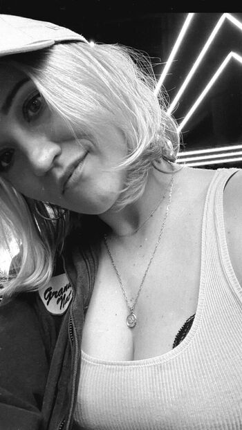 Full leaked Emily osment private onlyfans photo