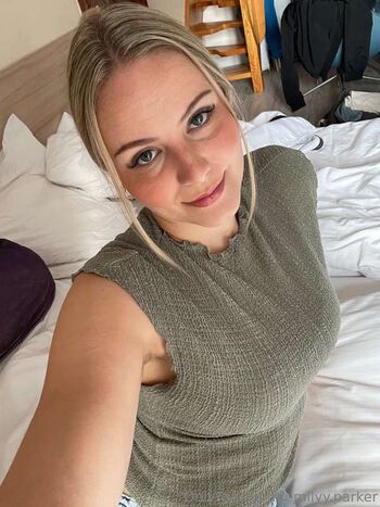 Full leaked Emily parker vip private photo